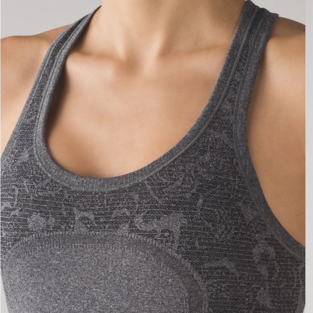 Lululemon Swiftly Tech Racerback Tank Size 8 - Picture 4 of 10